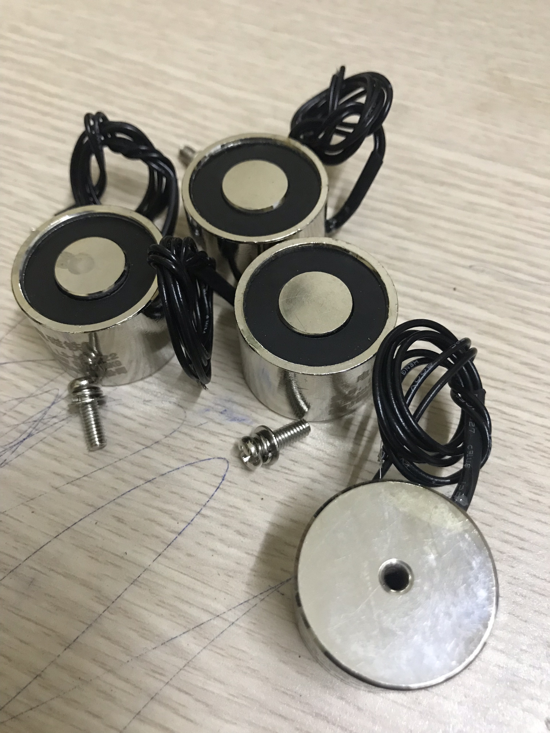 Nam châm điện ls-p 30/25 12v . 12kg