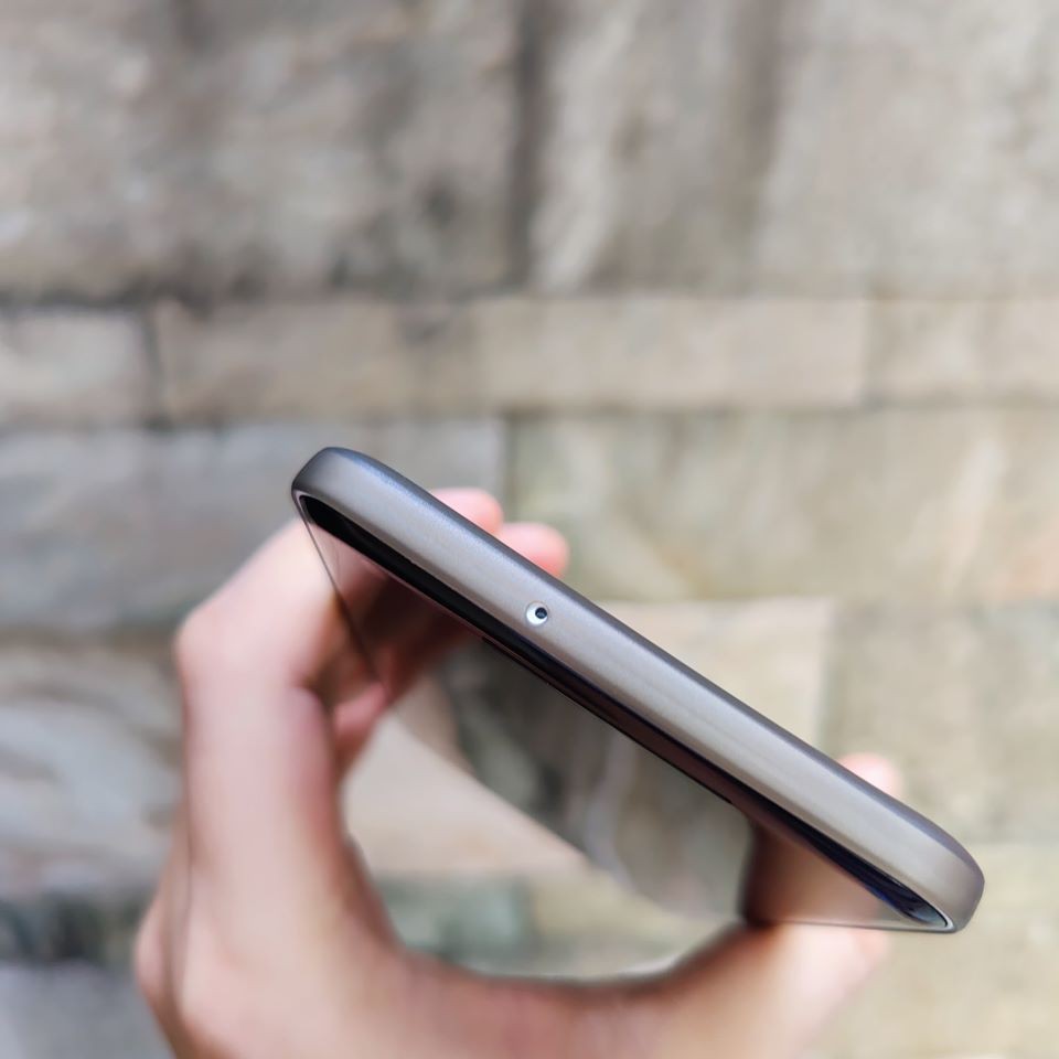 Ốp lưng Google Pixel 2XL nhựa siêu mỏng giấy chống bám vân tay bụi bẩn chất lượng đảm bảo an toàn đến sức khỏe người sử dụng cam kết hàng đúng mô tả