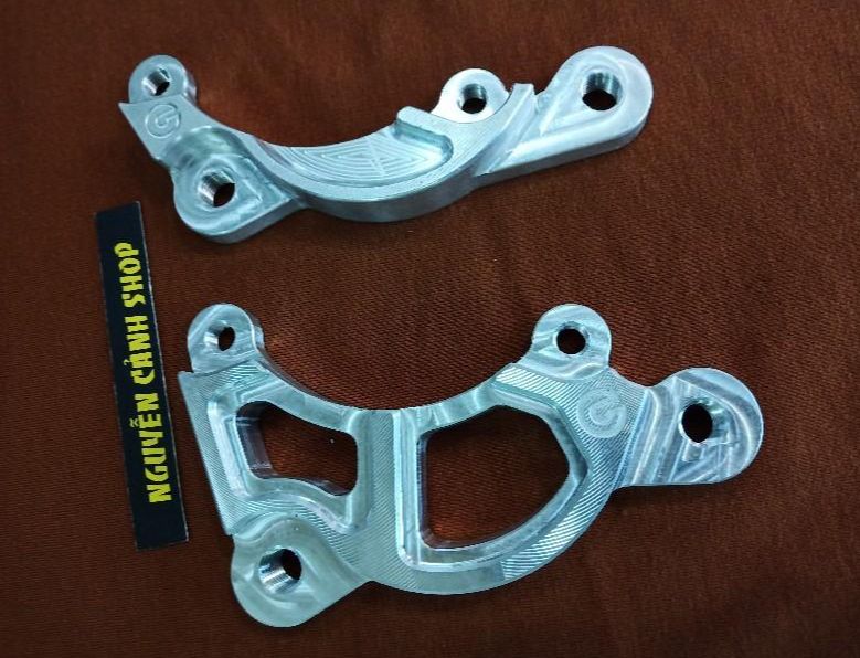 Pas đỉa trước heo dầu brembo