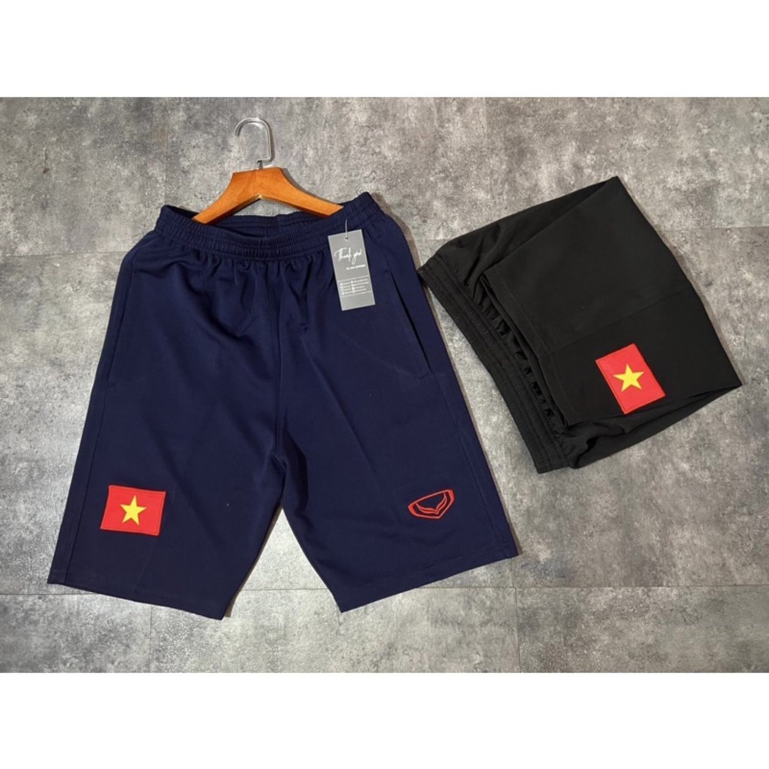 Quần short thể thao VN