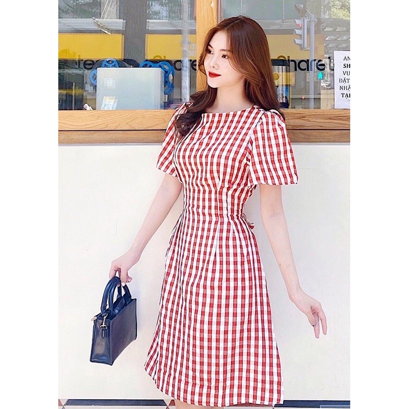 Đầm caro đỏ to cột nơ sau