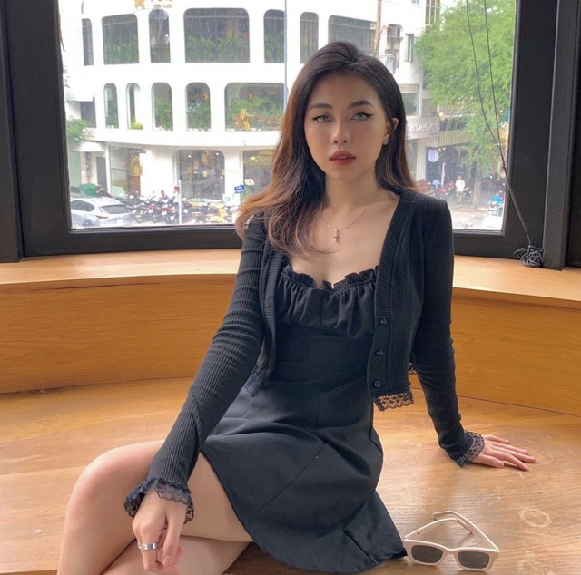 Áo Croptop tay dài phối ren nữ A2 - ENTYTY
