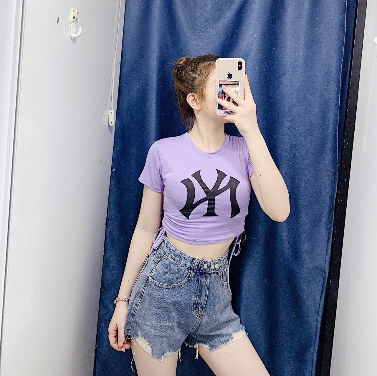 Áo thun lụa croptop nờ y rút 2 bên eo xinh