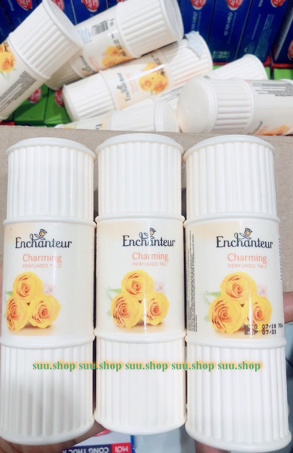Phấn thơm Enchanteur Charming 50g