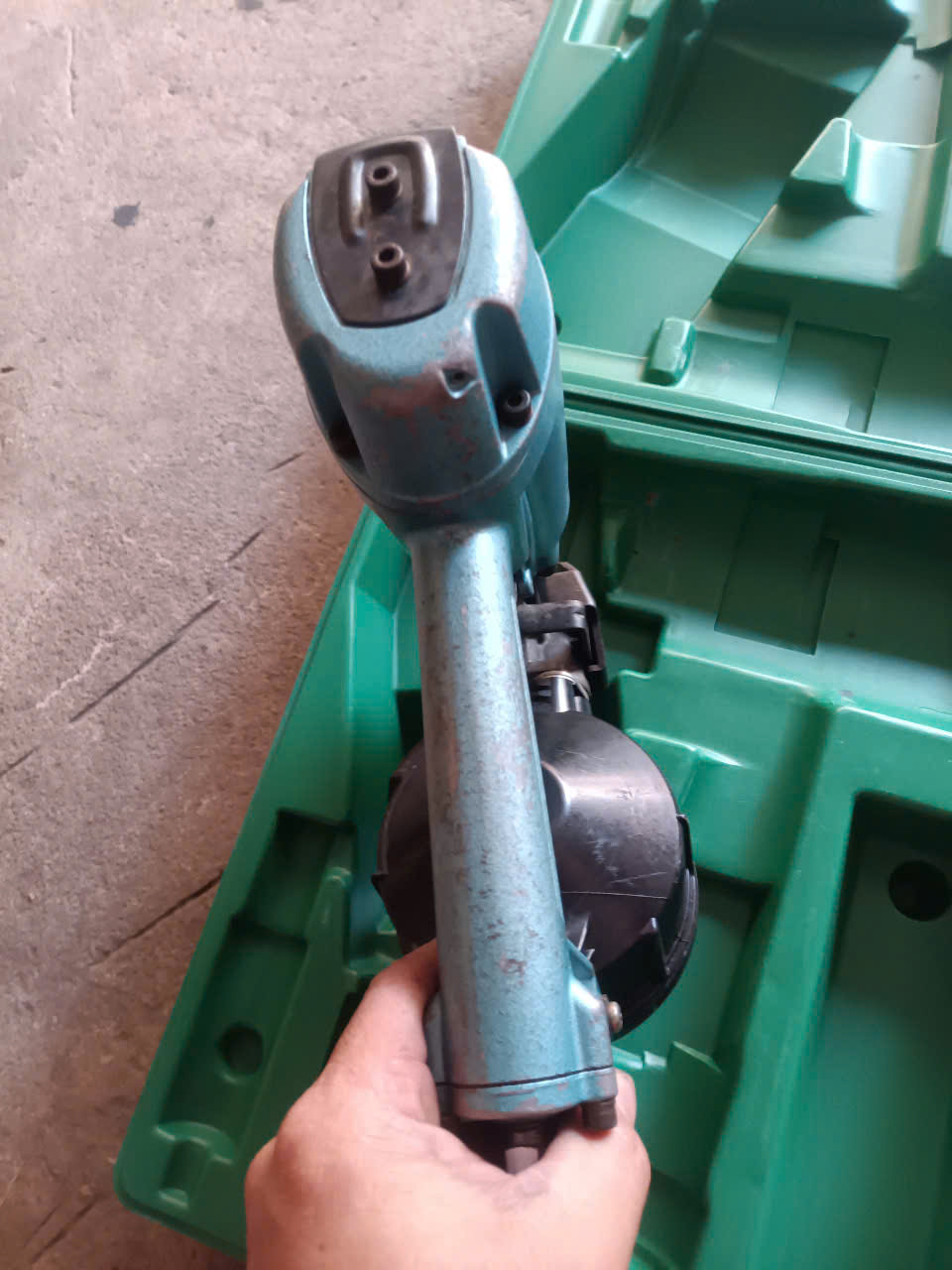 Máy bắn đinh cuộn Hitachi NV50A1 Hàng bãi nhật