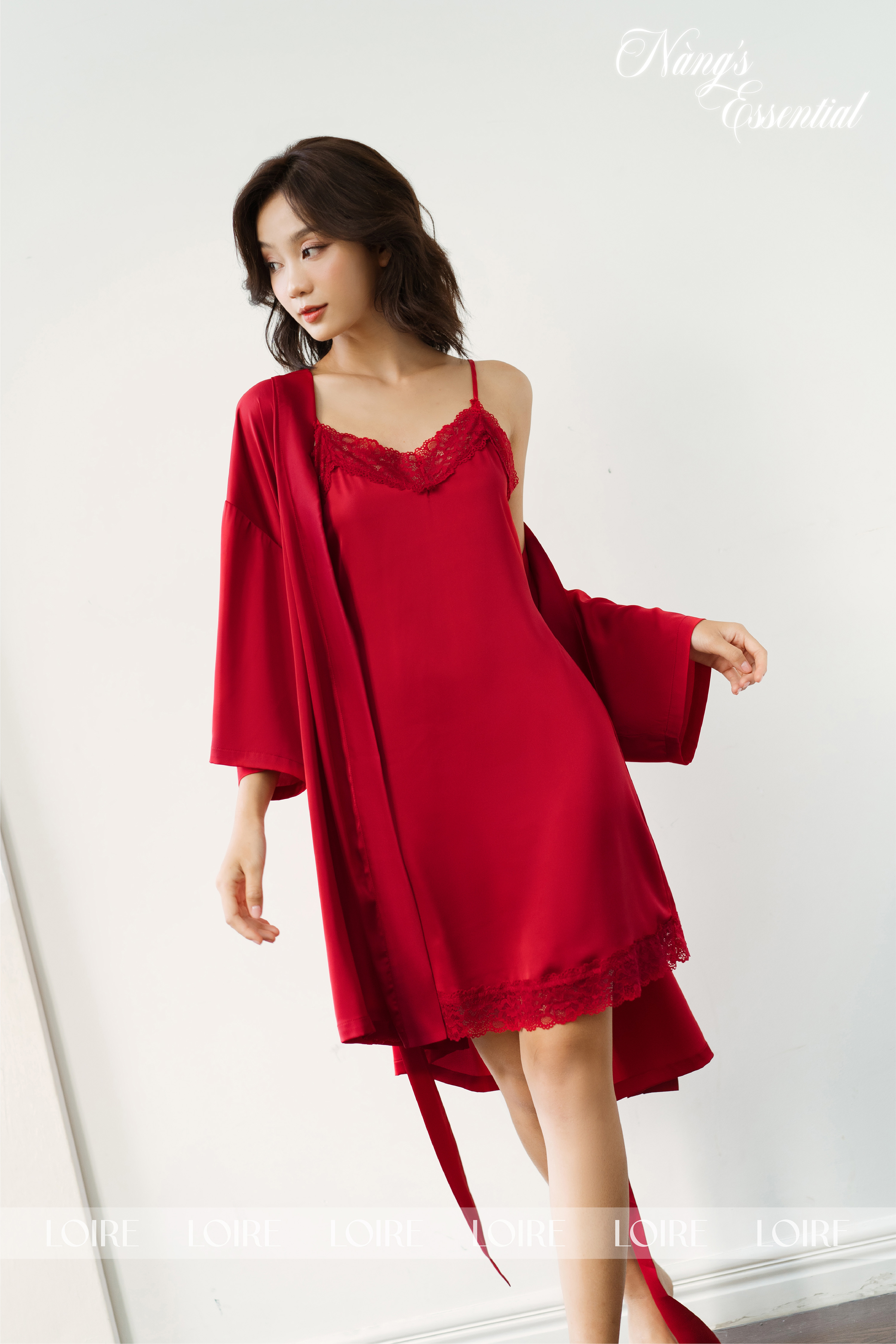 Áo Choàng Lụa Buộc Eo Loirechic ACN01