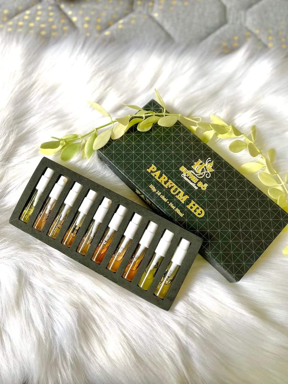 Set 10 Lọ Nước Hoa Huỳnh Đỗ Mini