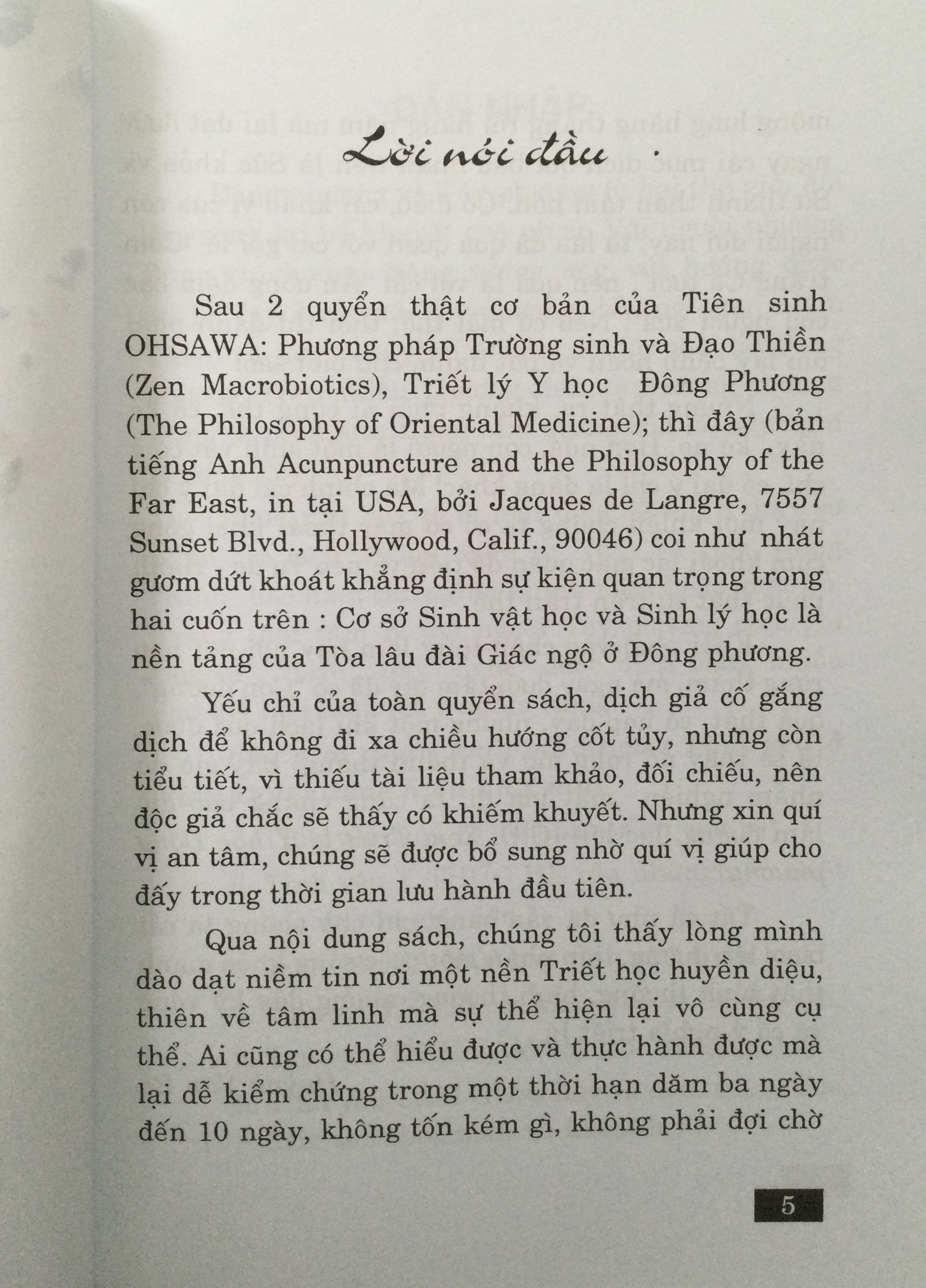 Sách - Châm Cứu Và Nền Triết Học Viễn Đông