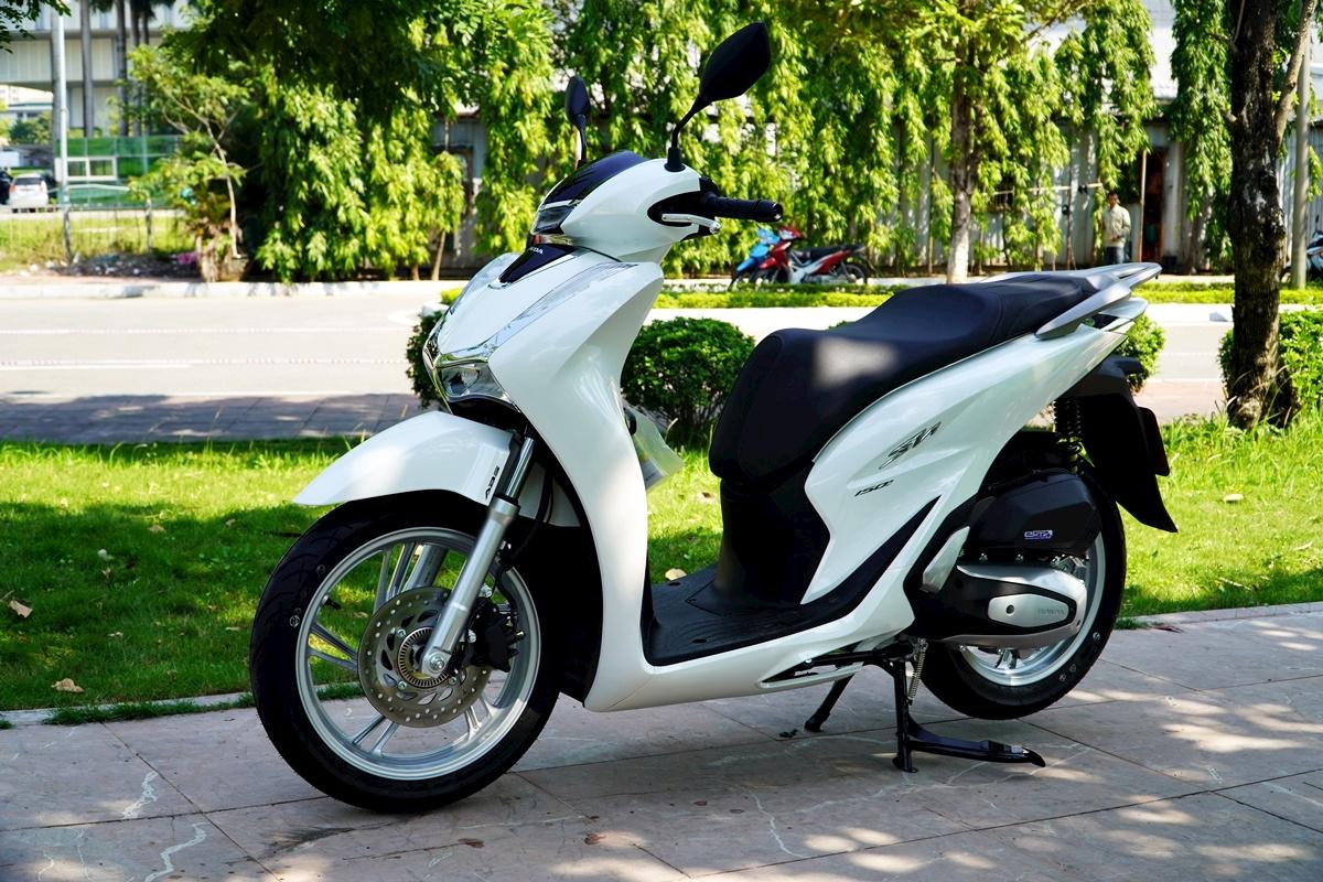 Combo 5 món ốp trang trí xe SH 2020