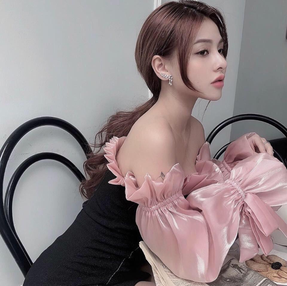 ĐẦM TIỂU THƯ BẸT VAI