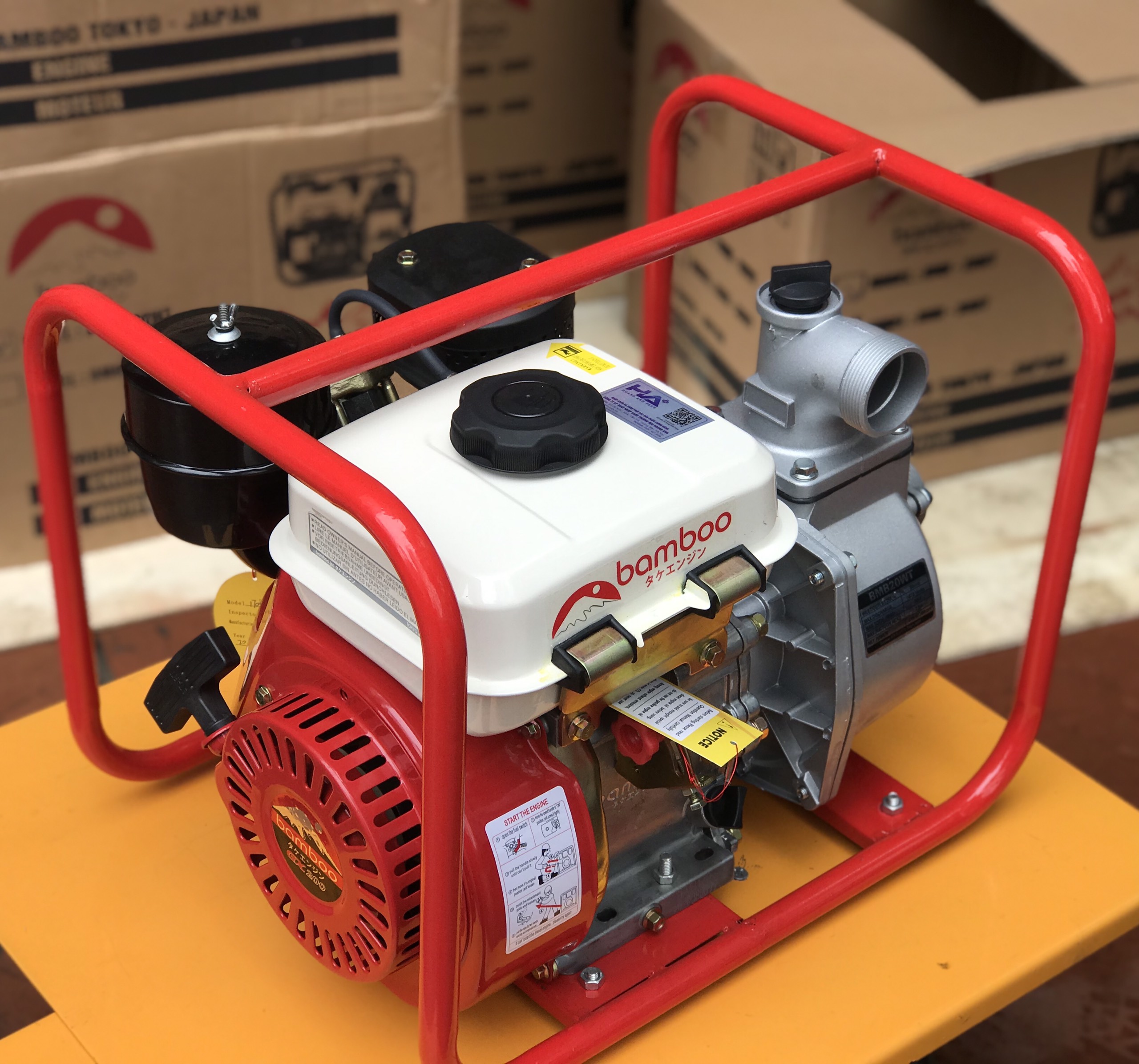 Máy Bơm Nước Chạy Dầu 6.5Hp Bamboo XB20WT