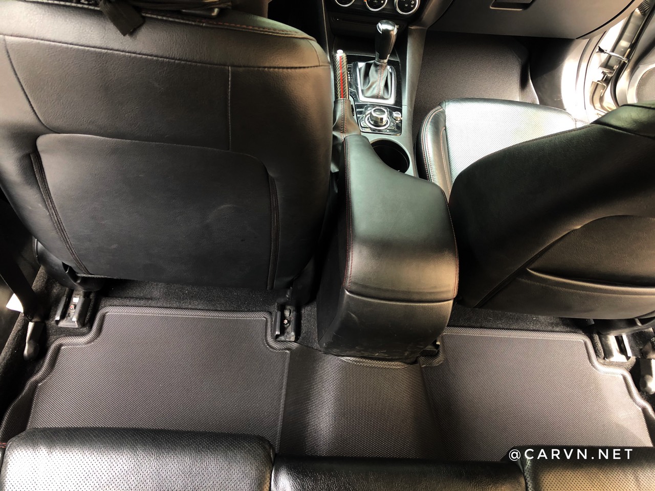 Thảm lót sàn 3D Kagu Maxpider cho MAZDA 3 (2015 - 2019)