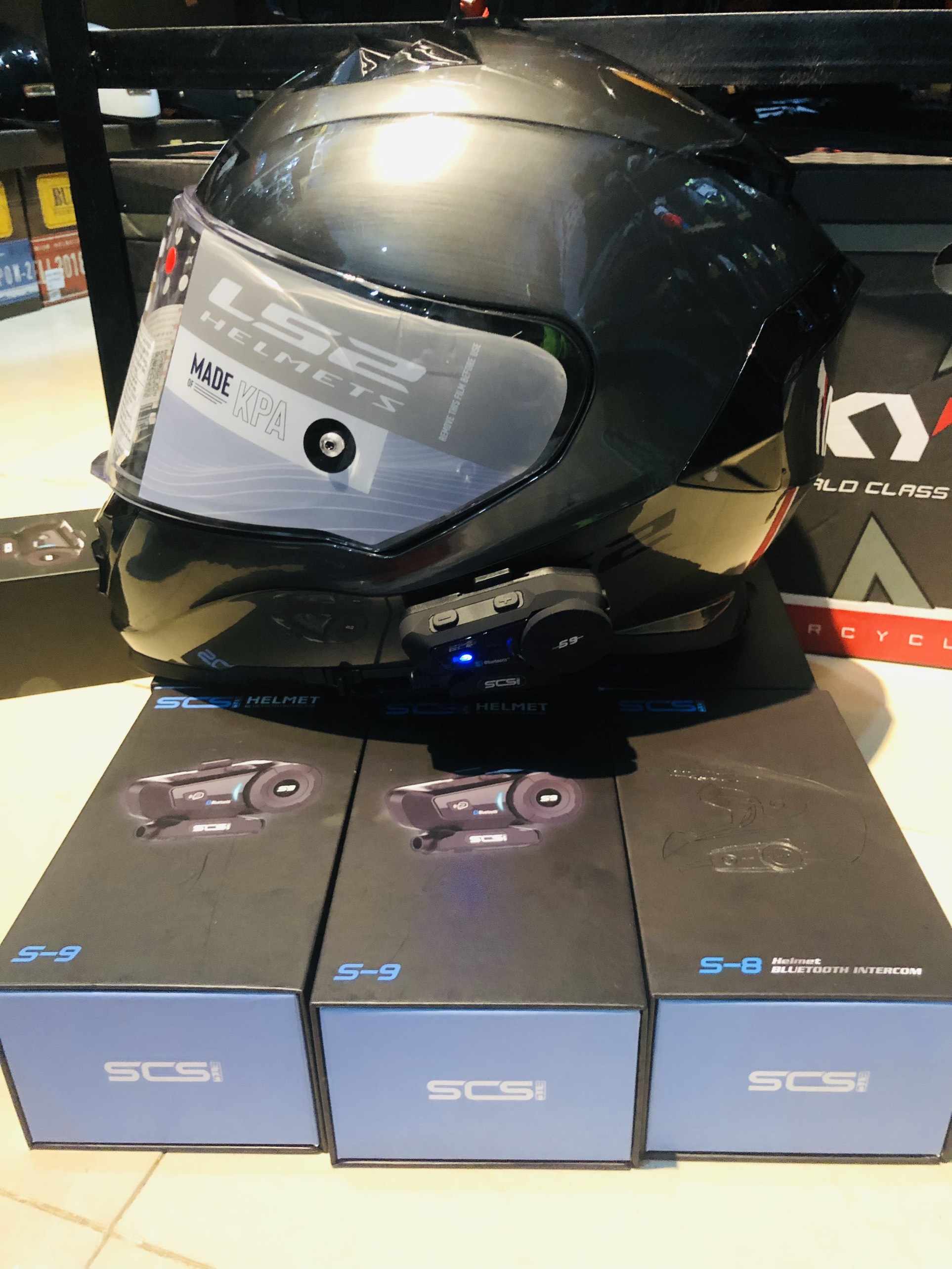 TAI NGHE BLUETOOTH INTERCOM SCS S-9