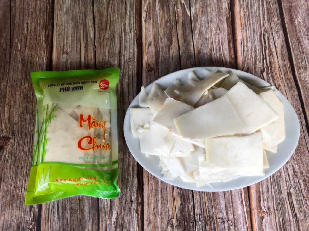 Măng chua (300g măng /1 bịch)