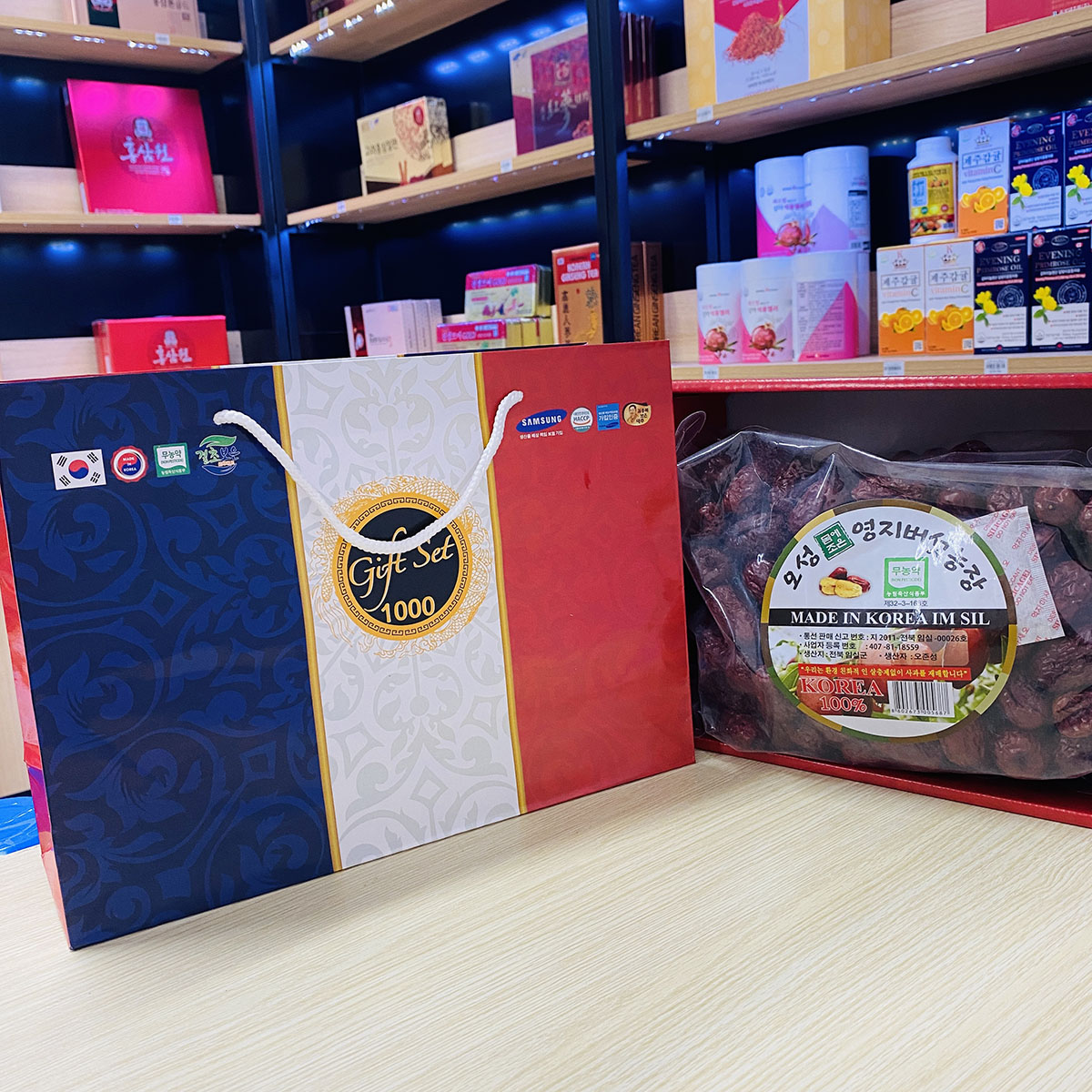 Táo đỏ sấy khô Hàn Quốc Samsung Gift Set (Hộp 1kg)