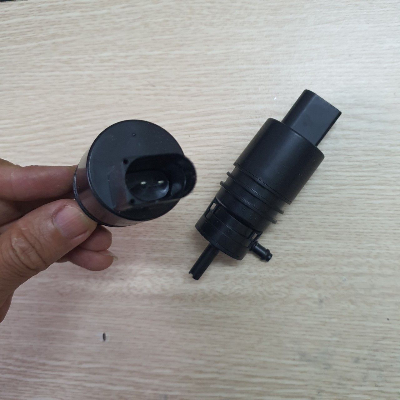 Mô tơ bơm nước rửa kính Cruze , Lacetti CDX