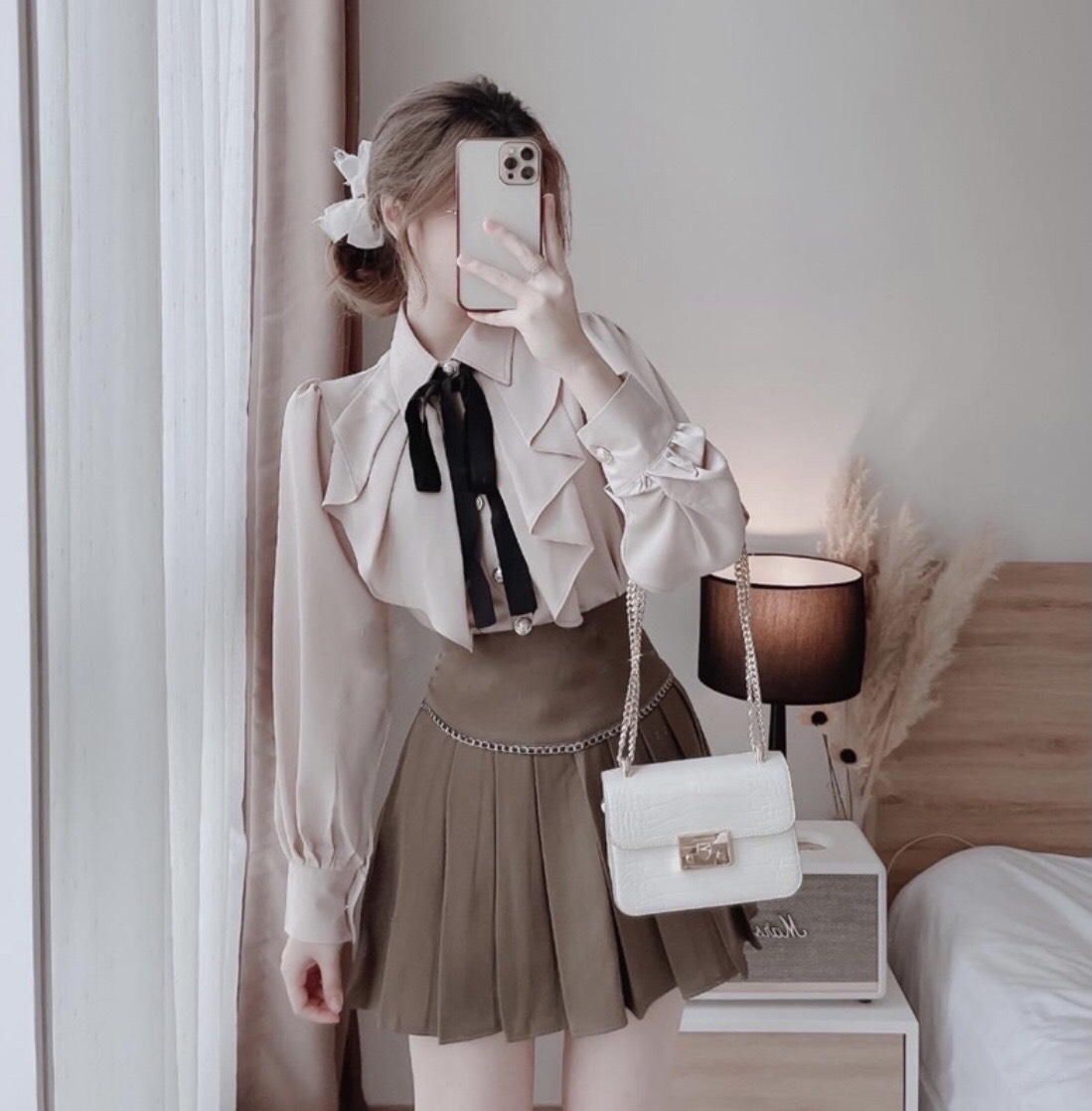 Áo Sơ Mi Cổ Bèo Thắt Nơ HT033