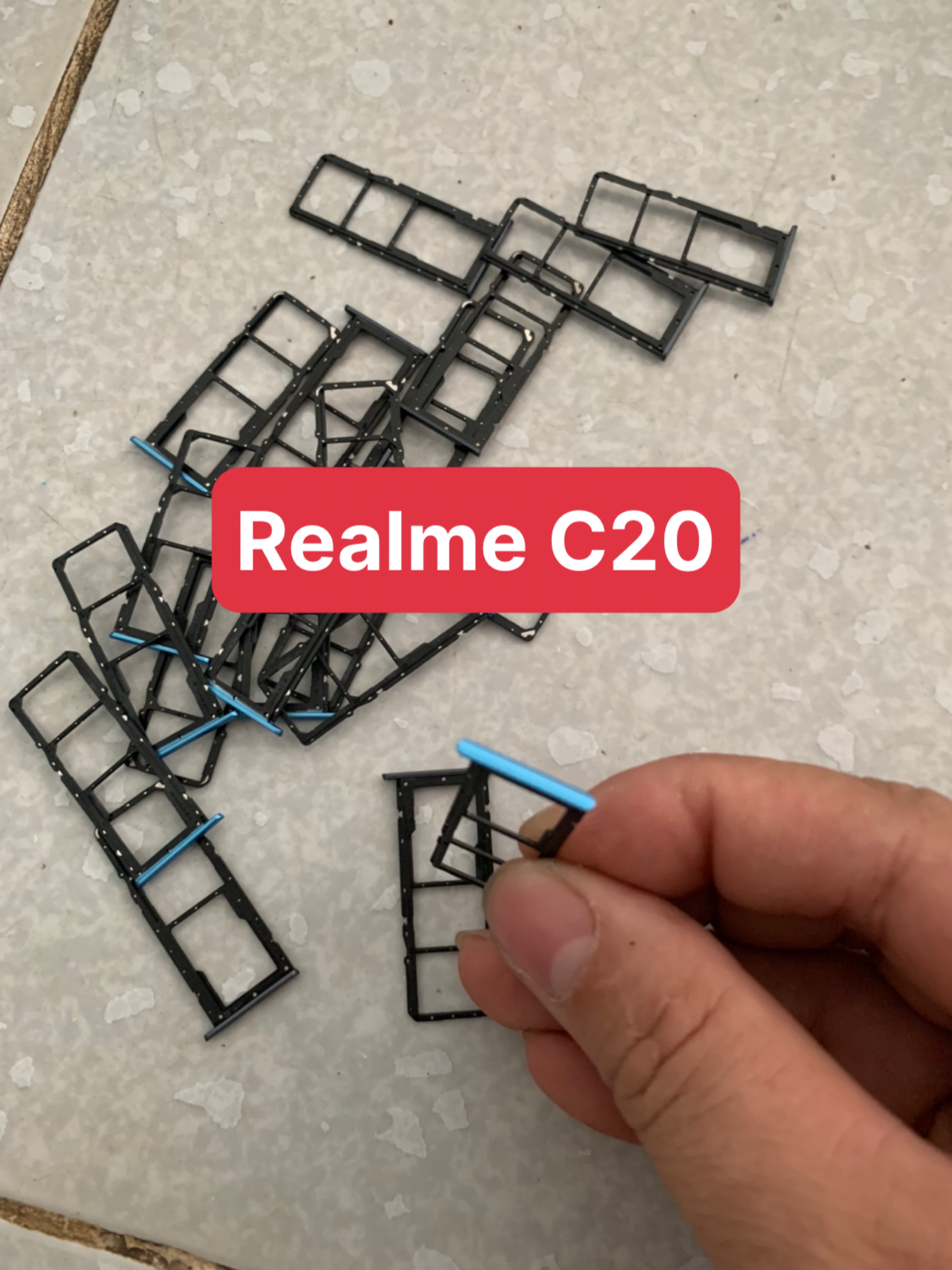 khay sim Realme C20 chung C11 (2021)