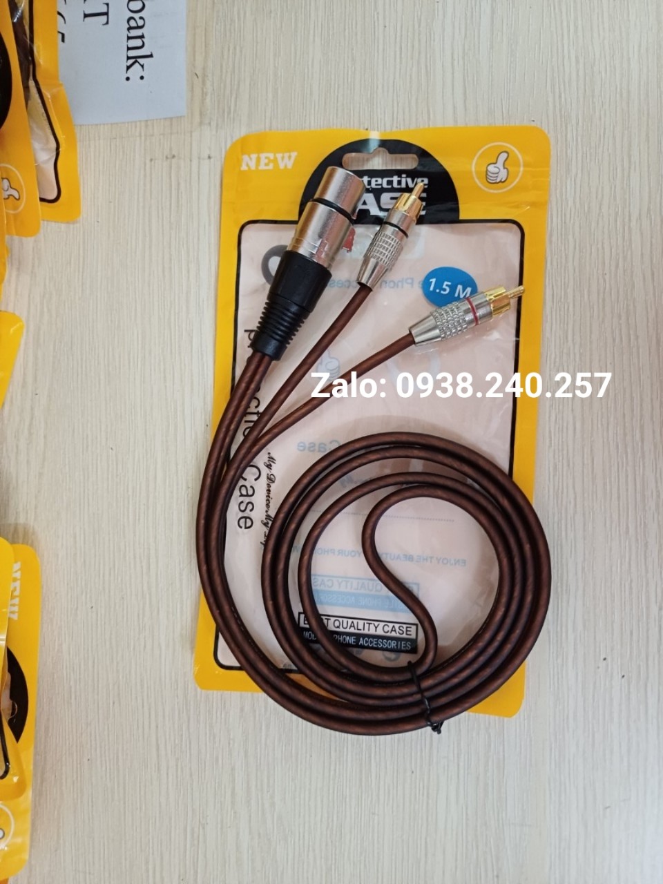 Dây canon cái ra 2 đầu AV