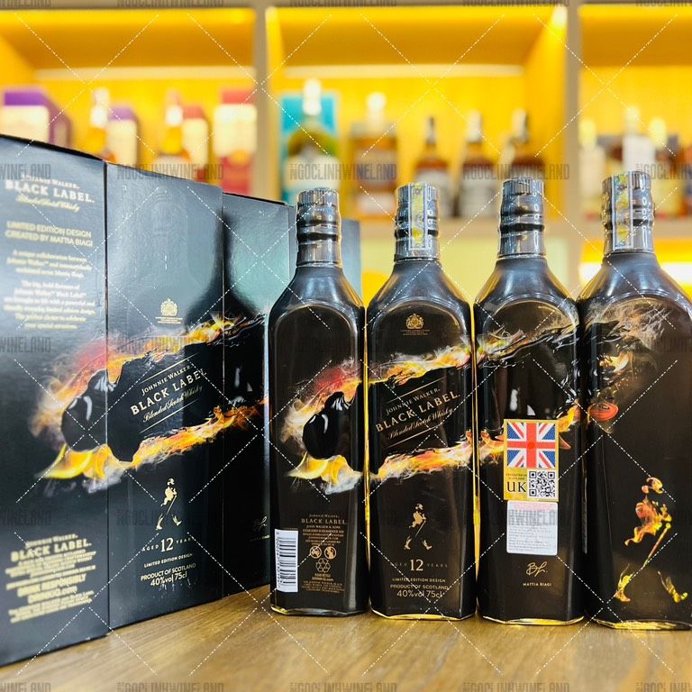 Whisky Johnnie Walker Black Shadow 12 năm Alc 40% 700ml