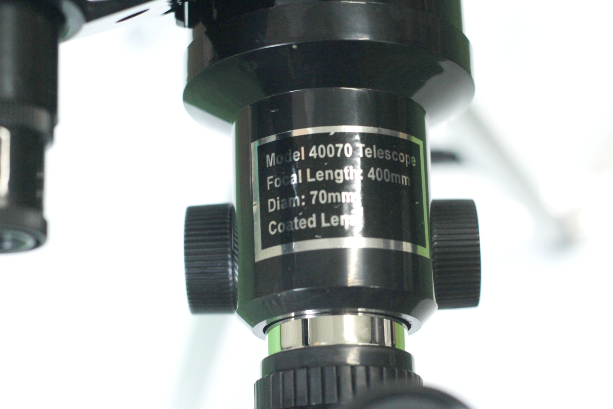kính thiên văn khúc xạ APOLLO D70F400