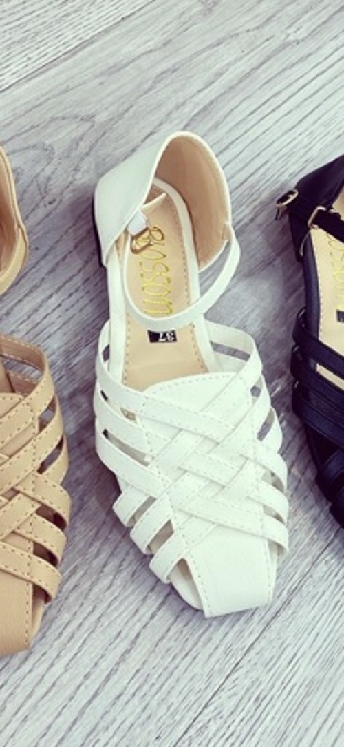 Giày sandal quai đan mỏ vuông