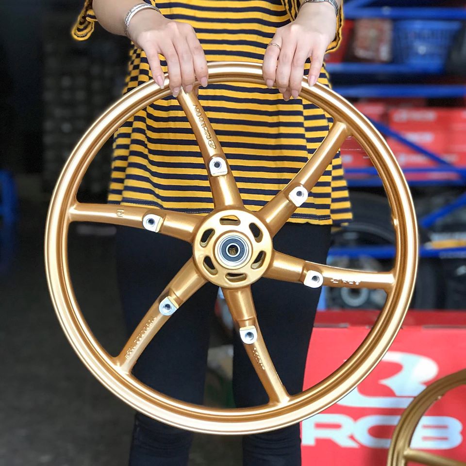 Mâm 6 cây RCB gắn Sonic bản 1.6 1.6 Gold
