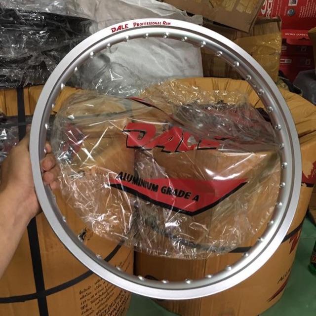[HCM]1 CÁI NIỀNG DALE SIZE 1.6 MÀU ĐEN / BẠC