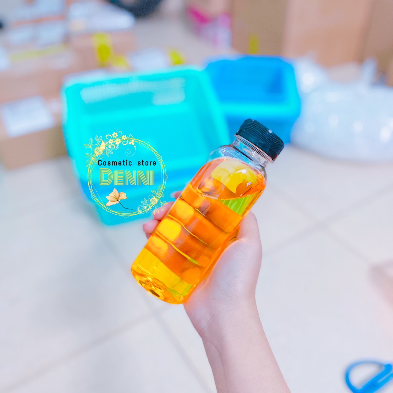 Lẻ chai 250ml nước kích trắng vitamin C pha kem
