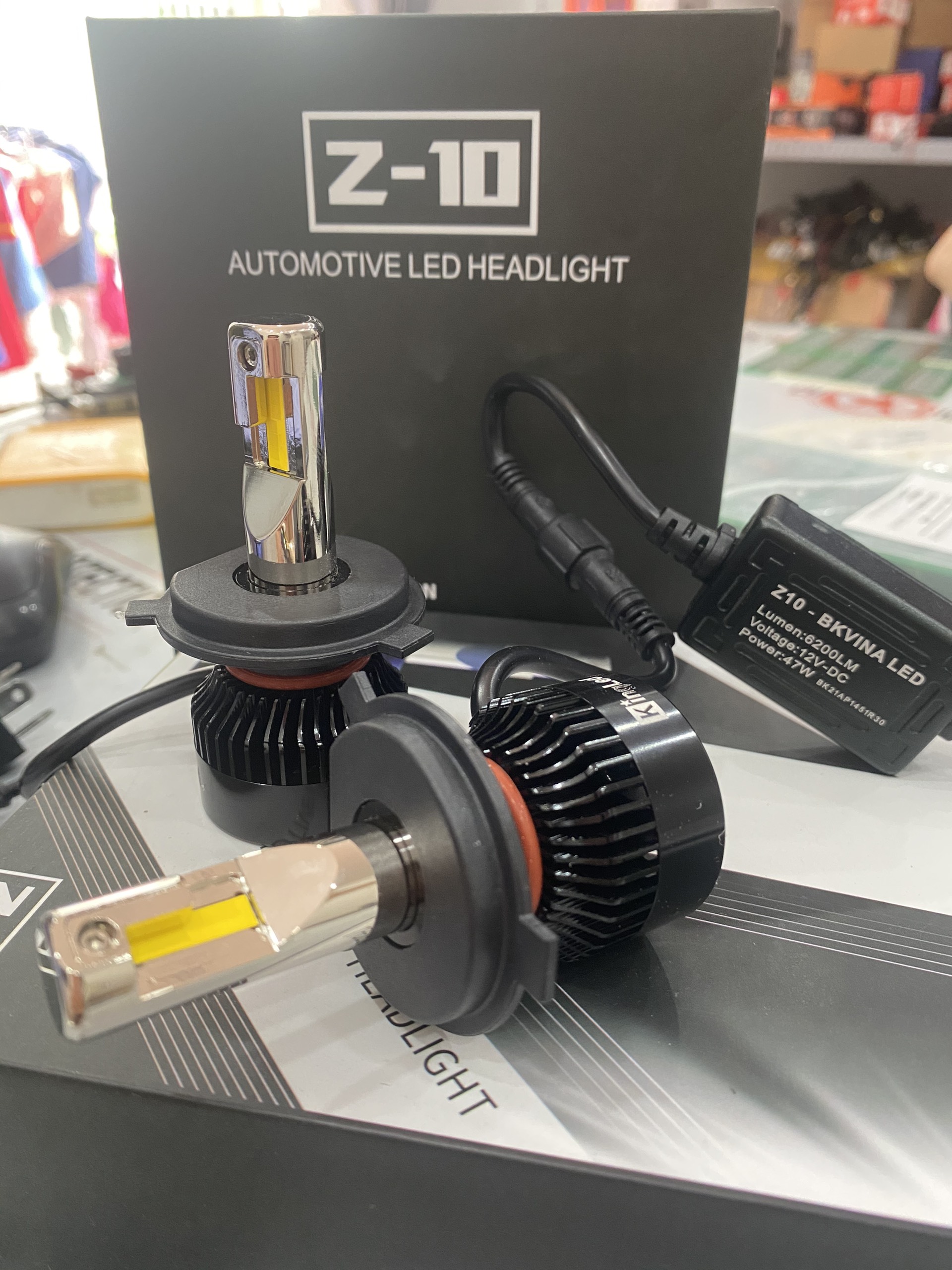 [HCM]Pha Led chân H4 king led Z10 (1 Bóng)