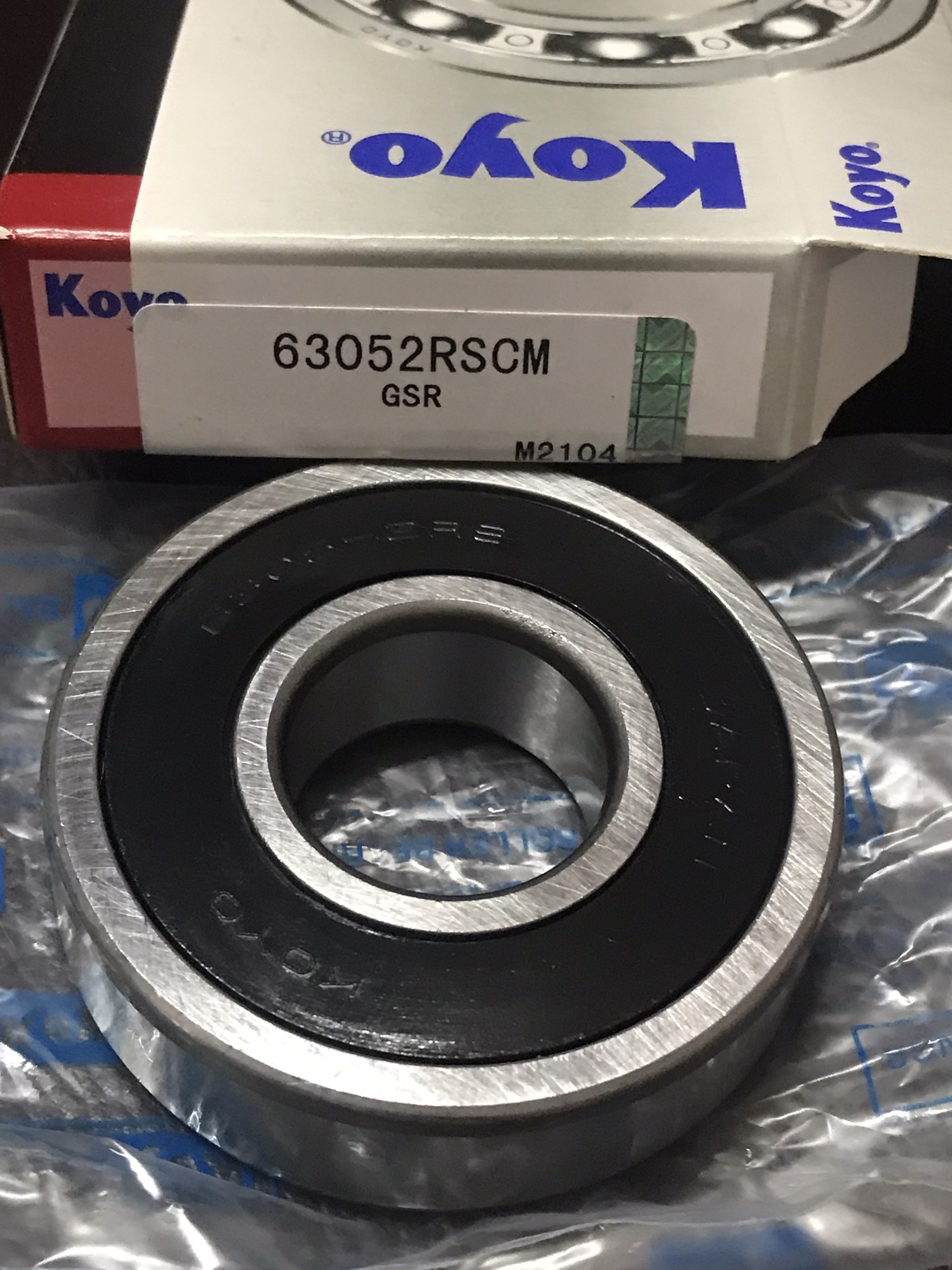 Vòng bi (bạc đạn) KOYO 6305 2RS Chất lượng cao