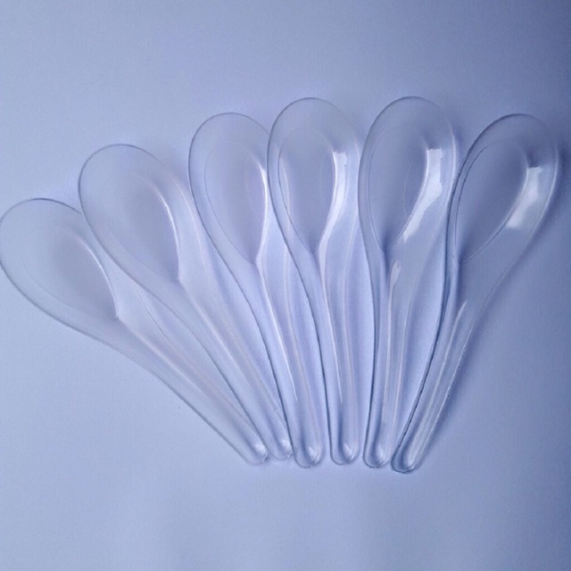 100 Chiếc Thìa Nhựa Dùng 1 Lần