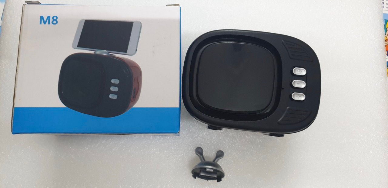 Loa bluetooth M8 có giá đỡ điện thoại