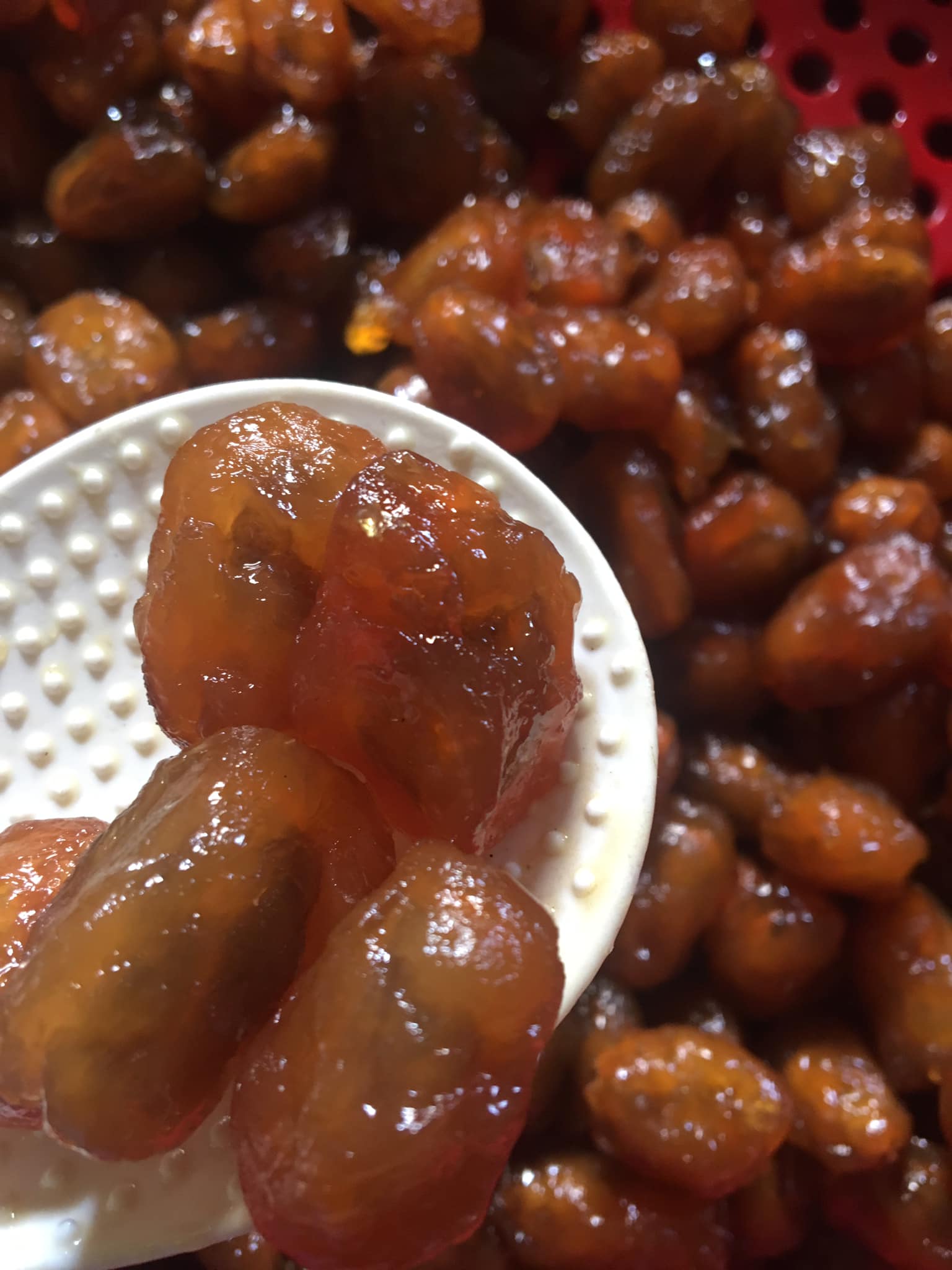 Mứt Chôm Chôm Có Hạt - Hộp 300g - Đặc Sản Bến Tre