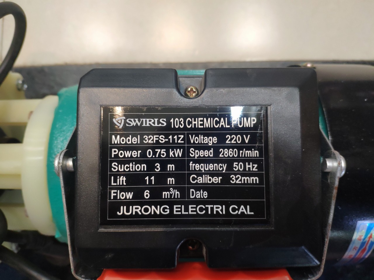 MÁY BƠM HOÁ CHẤT NƯỚC BIỂN TỰ MỒI 750W 32FS-11Z