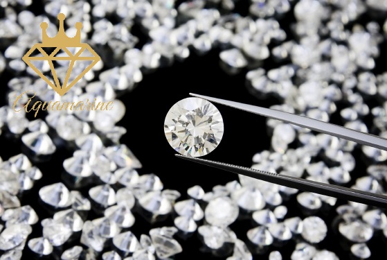 Kim cương nhân tạo Mỹ Moissanite size tấm màu trắng
