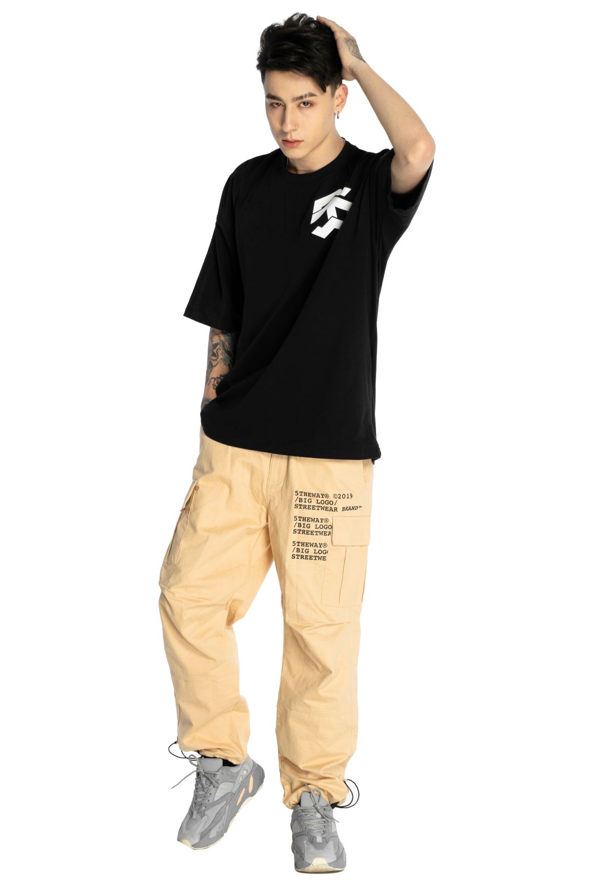 5THEWAY® /solid/ OVERSIZED TEE™ in BLACK aka Áo Thun Đen Tay Ngắn