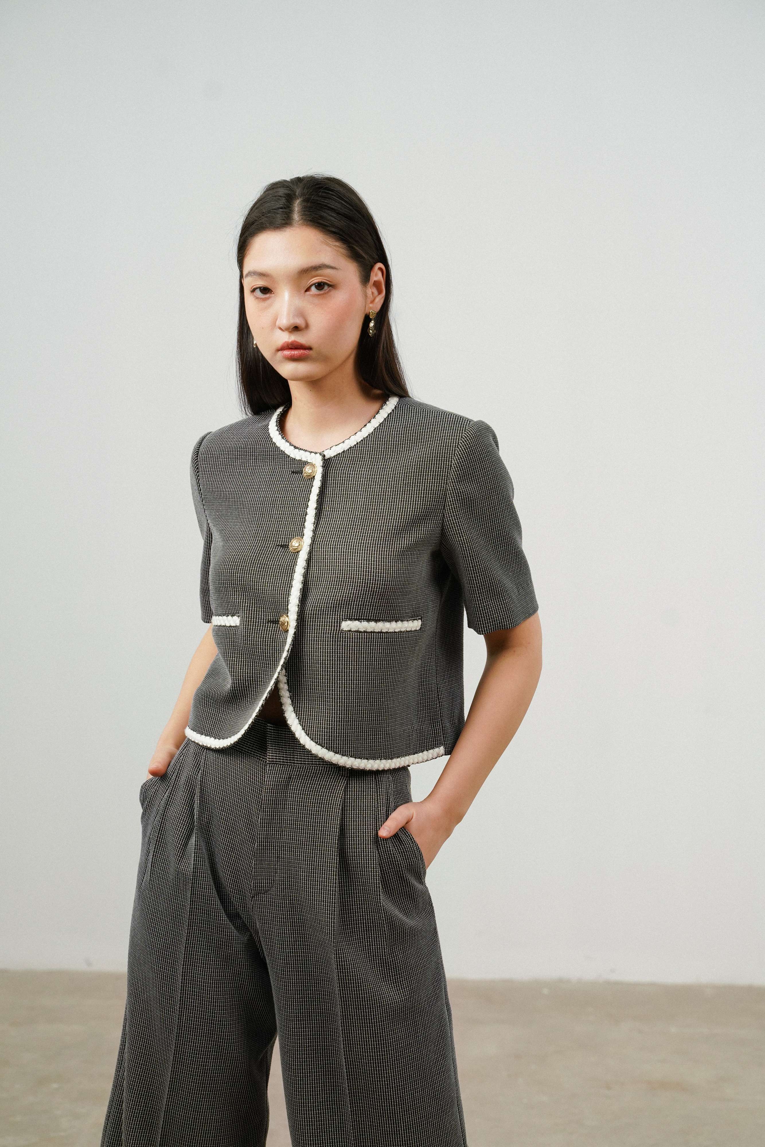 ÁO KHOÁC CỘC TAY - CELINA JACKET