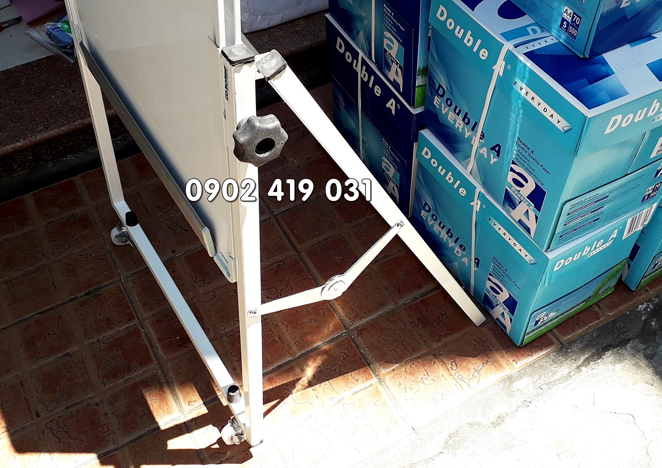 Bảng Flipchart Chân Gấp DQ Board 40 x 60cm