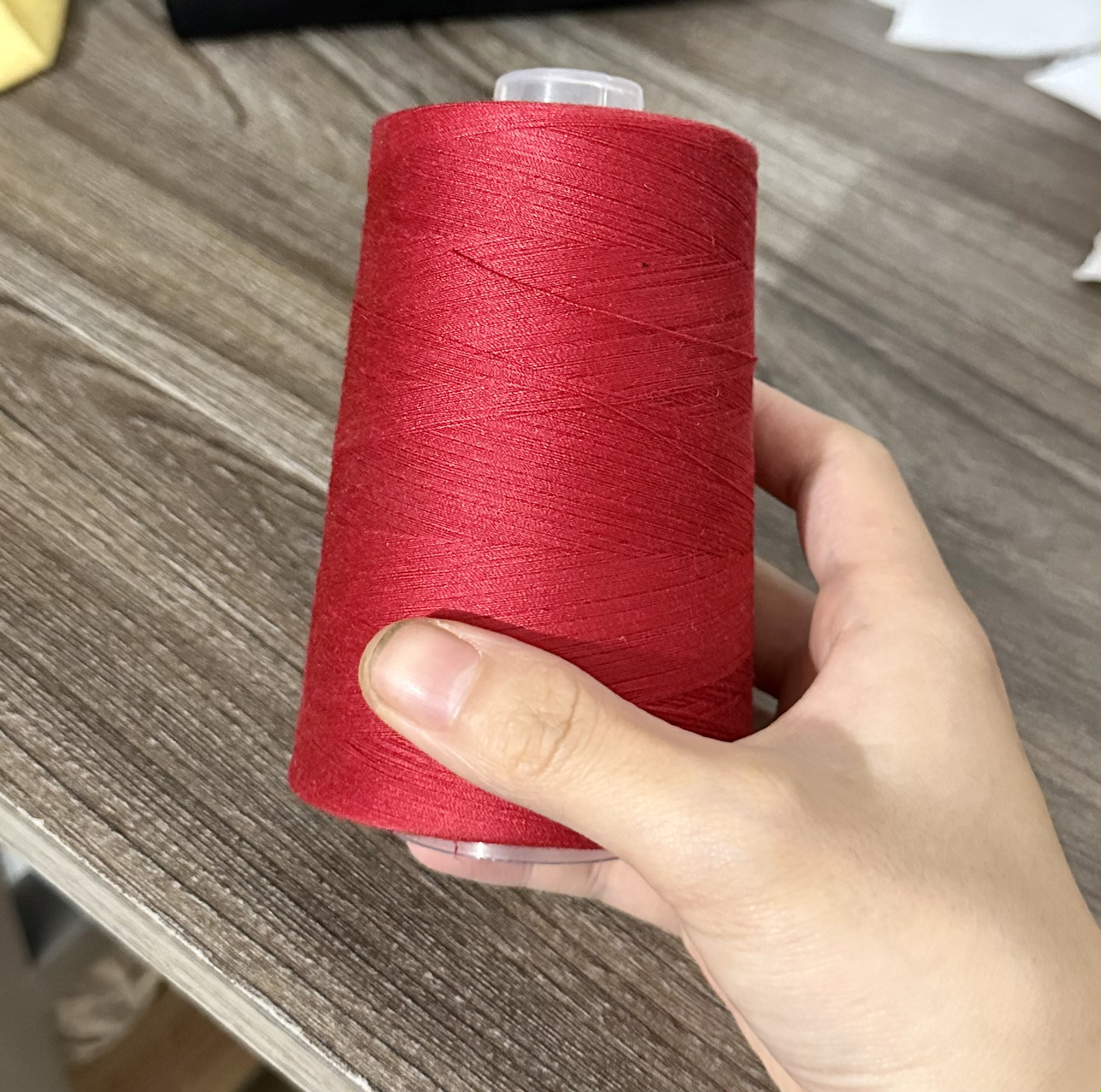 Chỉ may cuộn 5000m các màu cuộn nguyên