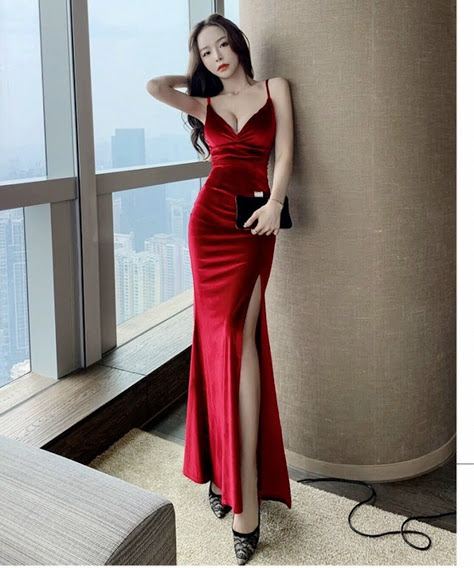 [HCM]ĐẦM MAXI NHUNG 2 DÂY XẺ TÀ