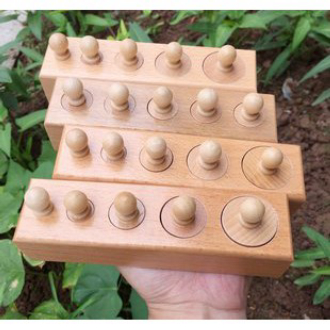 Giáo cụ Montessori - Bộ núm trụ (bản mini dùng tại nhà)