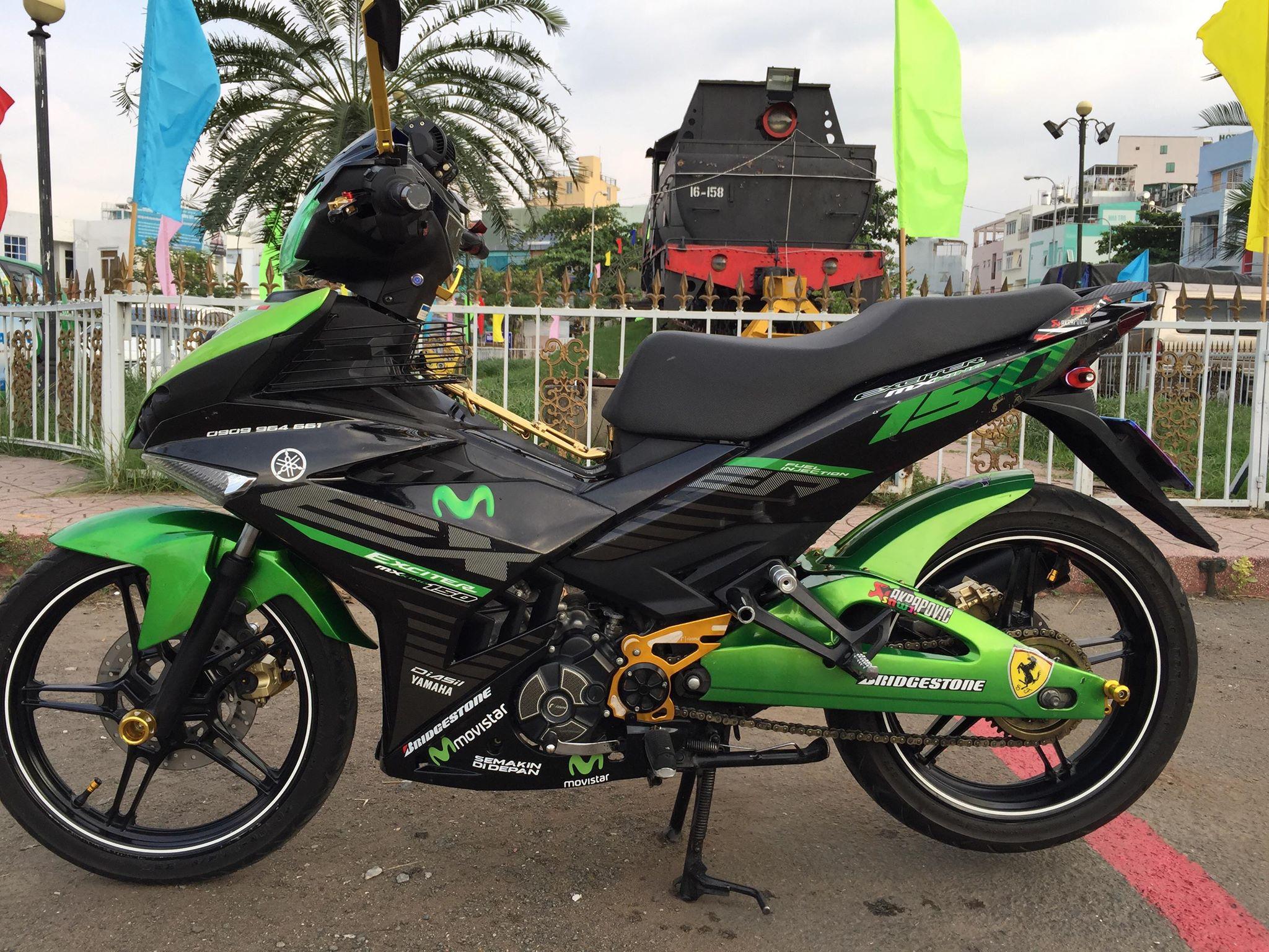 Ex150 and Ex155 Folding Cases