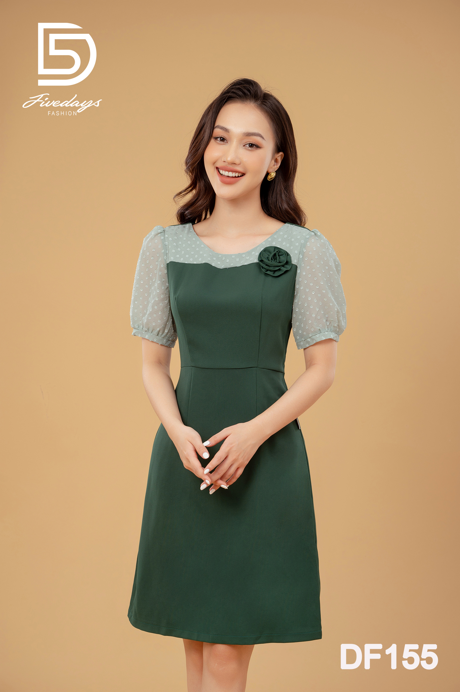 Đầm dáng A phối voan ngực FIVEDAYS
