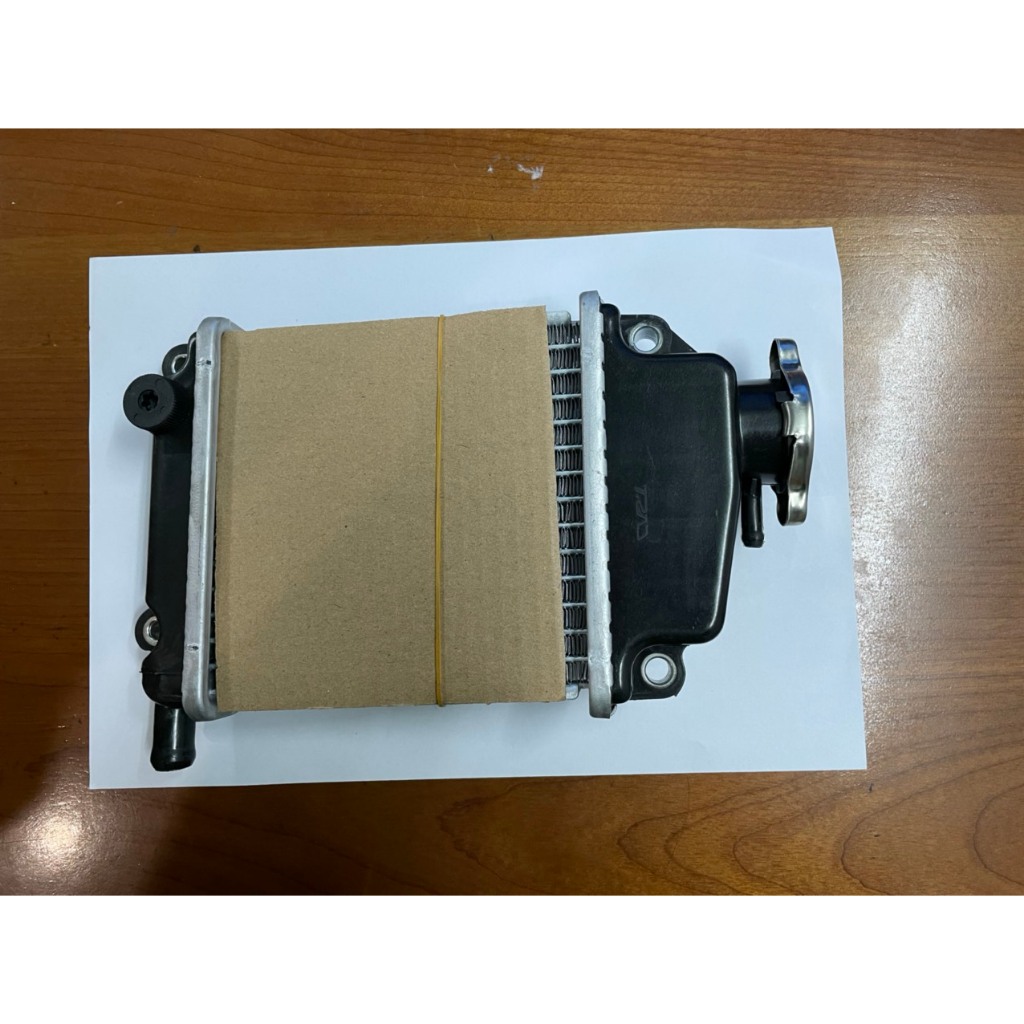 KÉT NƯỚC TẢN NHIÊT AIRBLADE 110