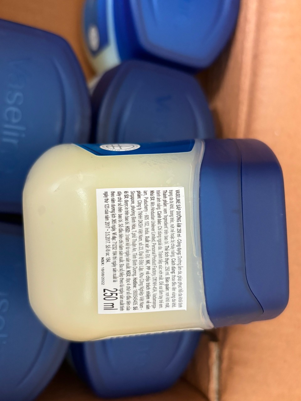[Siêu Rẻ] Sáp Dưỡng ẩm Môi Vaseline Mỹ 49g