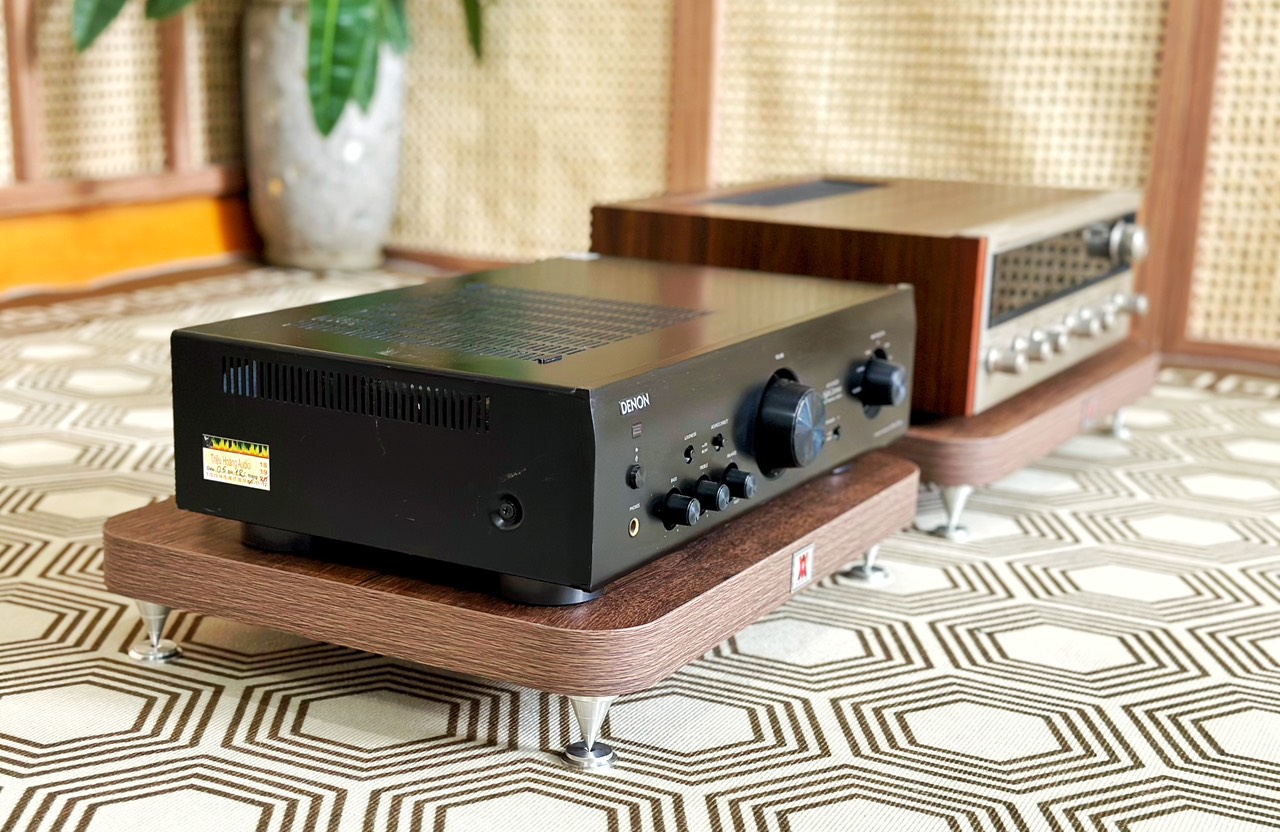 Chân Loa Sub, Kệ để loa sub, Loa cây, Ampli (1chiếc)