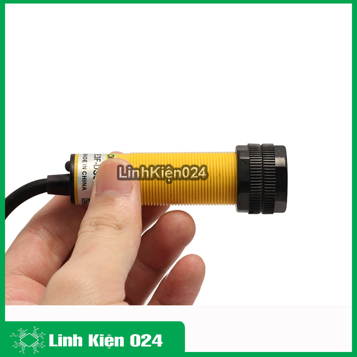 Cảm biến khoảng cách Omron NPN 30CM thường mở