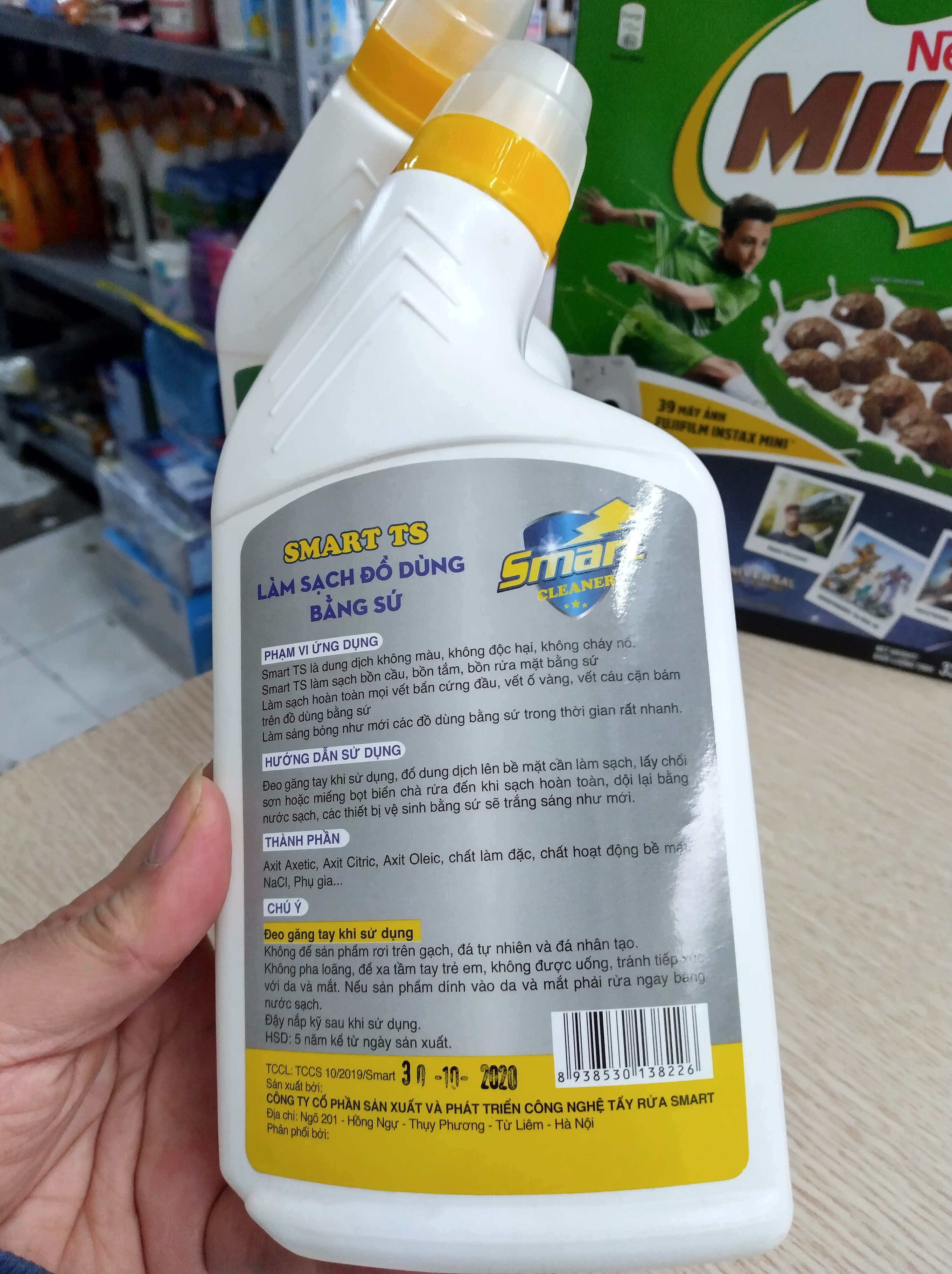 Smart TS- Nước tẩy rửa làm sạch đồ dùng bằng sứ như chậu rửa, bồn cầu... siêu nhanh, siêu sạch chai 500ml, Công ty đã ra mẫu mới chai dẹt.