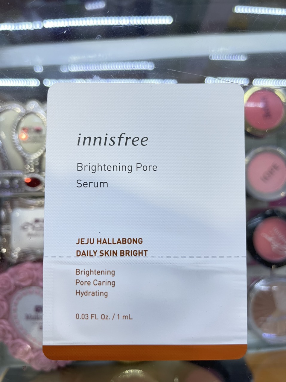 Mẫu dùng thử innisfree 1ml